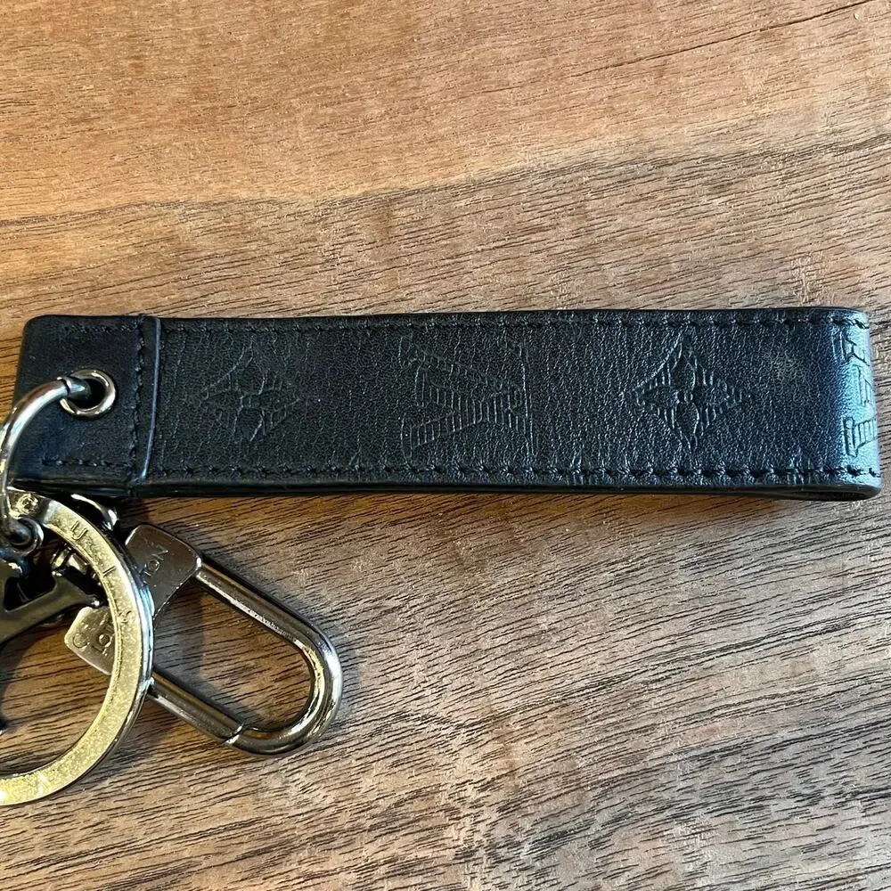LOUIS VUITTON LV Shadow Dragonne Black Leather Key Holder
